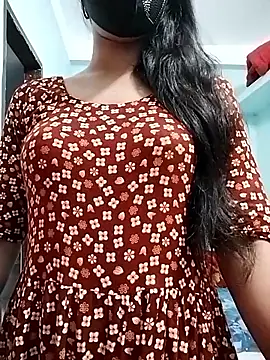 Snapshot of Ratri-Biswas chatting on June 22, 2026, 11:29 am Ratri-Biswas online show from June 22, 2026, 11:29 am