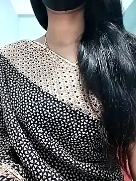 Snapshot of Ratri-Biswas chatting on January 18, 2026, 12:41 pm Ratri-Biswas online show from January 18, 2026, 12:41 pm