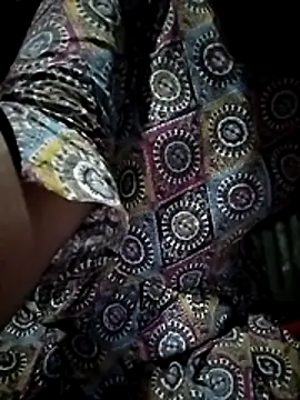 Snapshot of Ratri-Biswas chatting on December 21, 2025, 10:17 am Ratri-Biswas online show from December 21, 2025, 10:17 am