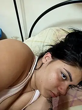 Cubanitaxxx online show from November 3, 2025, 12:27 am