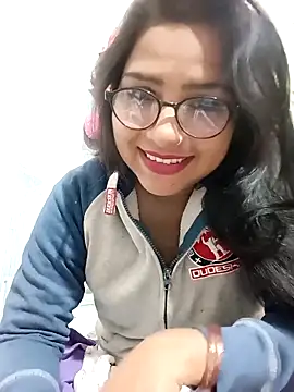 Vanshika1432 online show from November 11, 2025, 5:02 am