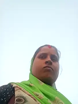 Snapshot of Kareena_rani chatting on November 18, 2025, 11:35 am Kareena rani online show from November 18, 2025, 11:35 am