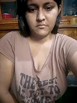 Snapshot of Fucking_Moni chatting on October 19, 2025, 10:01 pm Fucking Moni online show from October 19, 2025, 10:01 pm