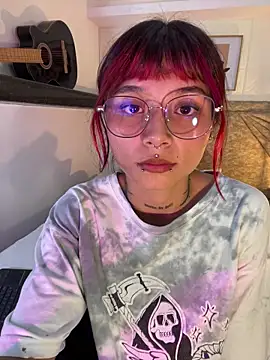 Emma duff online show from March 31, 2026, 7:49 pm