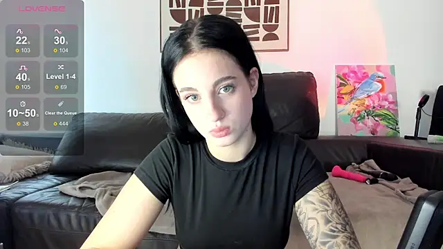 LexiSinnn online show from December 1, 2025, 10:49 am