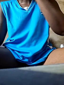 BlaqBarbieN online show from December 2, 2025, 11:12 am