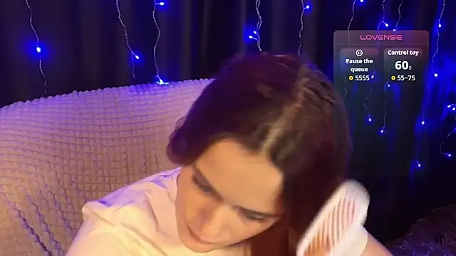 Veksal1a online show from April 12, 2026, 9:34 am