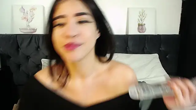 jadeandsamuel online show from October 21, 2025, 5:18 am