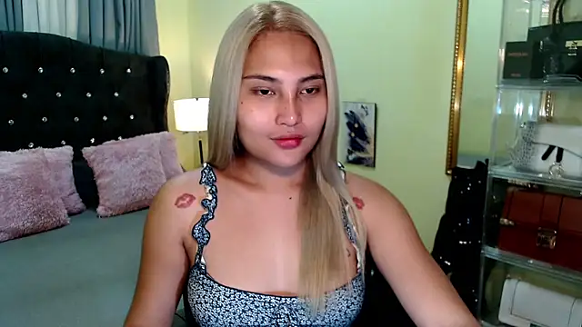 Snapshot of Sammyloove chatting on June 24, 2026, 6:39 pm Sammyloove online show from June 24, 2026, 6:39 pm