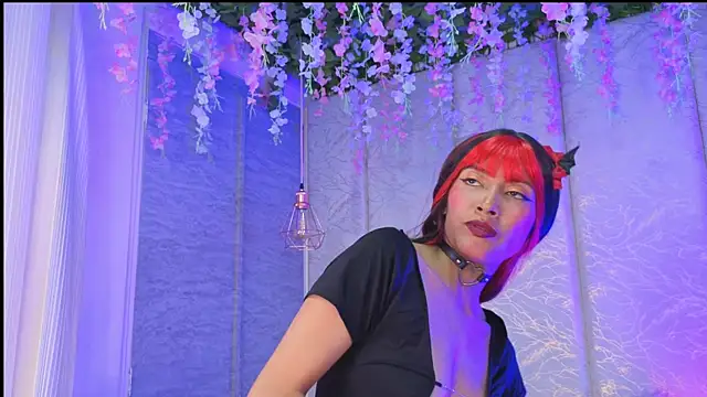 Snapshot of Rynka_ chatting on July 21, 2026, 4:14 am Rynka online show from July 21, 2026, 4:14 am
