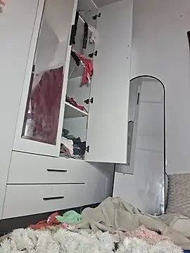 Your Desires07 online show from February 19, 2026, 3:58 am