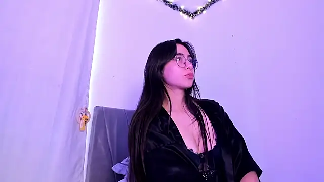 Madison Grey  online show from June 17, 2026, 3:11 pm