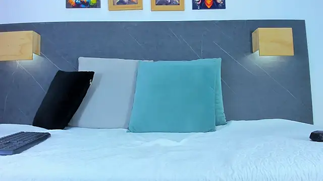 Snapshot of iamdoll chatting on February 26, 2026, 7:58 pm iamdoll online show from February 26, 2026, 7:58 pm