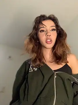 MiaaCute- online show from February 26, 2026, 12:32 am