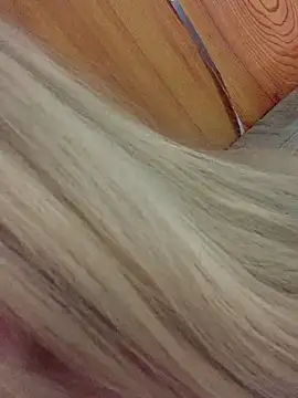 nenezinhabsb online show from December 2, 2025, 10:33 pm