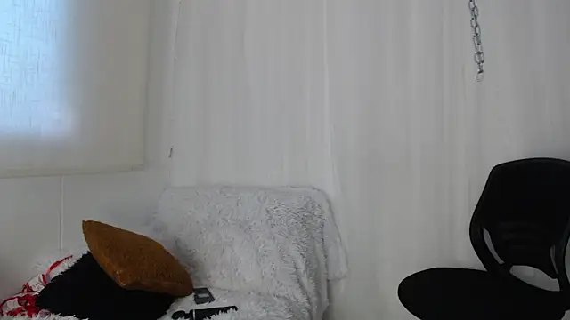 sharon ivanna12 online show from November 20, 2025, 8:31 pm