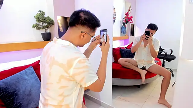 JohnBelRose online show from November 10, 2025, 7:52 pm