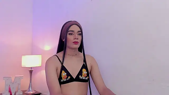 Amelia Brixton online show from April 17, 2026, 7:00 am