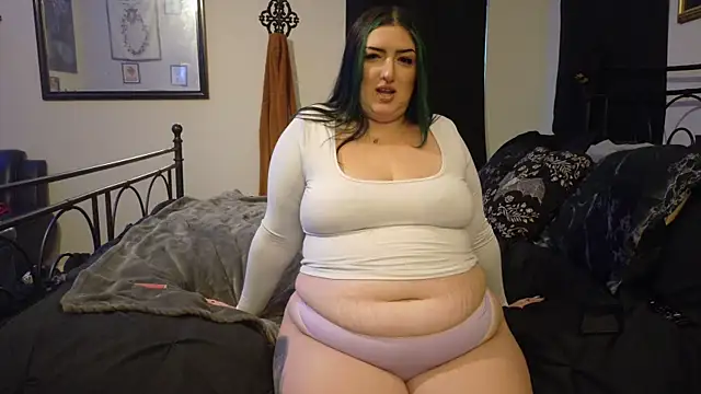 ImKatMeow online show from May 11, 2026, 12:06 pm