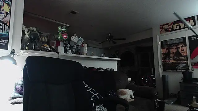 biggerisbetter12 online show from February 27, 2026, 10:48 am