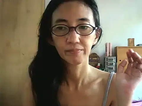 princessD077 online show from December 17, 2025, 6:29 am