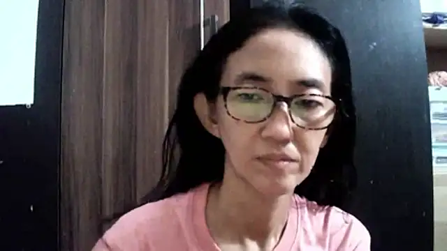 Snapshot of princessD077 chatting on January 17, 2026, 4:32 pm princessD077 online show from January 17, 2026, 4:32 pm