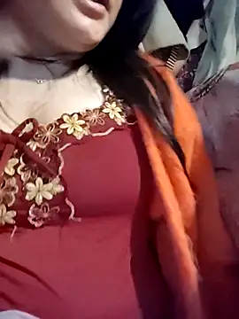 Snapshot of Sinhlinh2020 chatting on February 1, 2026, 8:40 pm Sinhlinh2020 online show from February 1, 2026, 8:40 pm