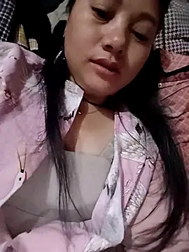 Snapshot of Sinhlinh2020 chatting on February 17, 2026, 10:40 pm Sinhlinh2020 online show from February 17, 2026, 10:40 pm