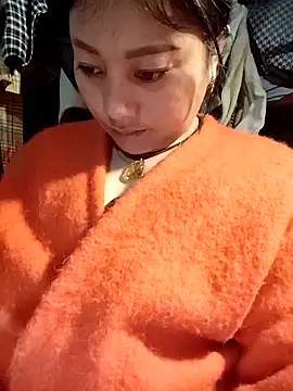 Snapshot of Sinhlinh2020 chatting on February 1, 2026, 8:23 am Sinhlinh2020 online show from February 1, 2026, 8:23 am