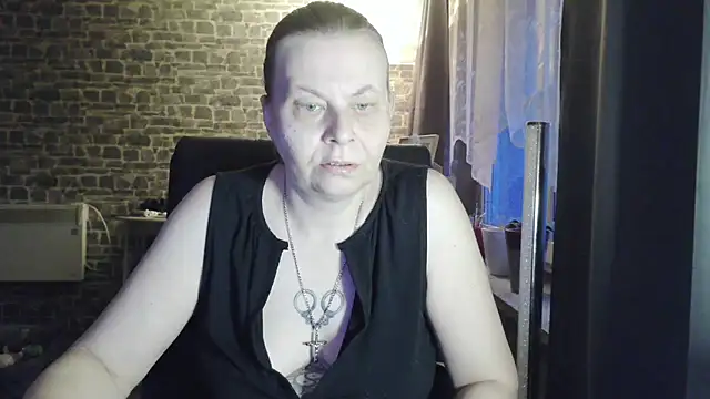 Diamond Bite online show from October 23, 2025, 5:28 am