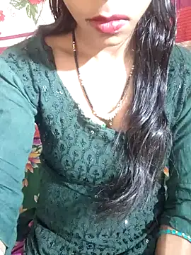 Itz Aisha   online show from March 17, 2026, 5:43 am