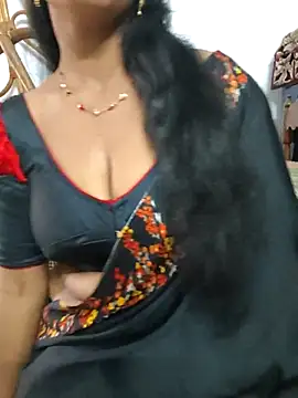 Snapshot of Sravya__ chatting on December 2, 2025, 5:31 am Sravya online show from December 2, 2025, 5:31 am