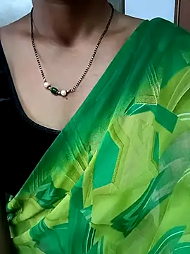 Snapshot of Sravya__ chatting on October 31, 2025, 5:26 am Sravya online show from October 31, 2025, 5:26 am