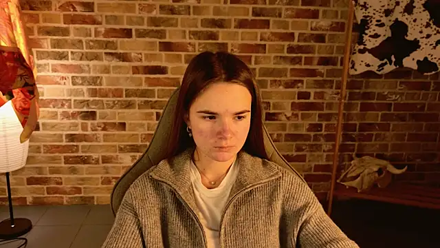 Snapshot of May_Bloom chatting on November 23, 2025, 9:19 am May Bloom online show from November 23, 2025, 9:19 am