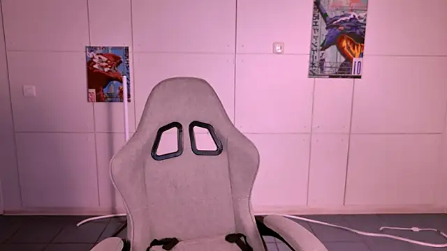 Snapshot of May_Bloom chatting on November 27, 2025, 5:24 pm May Bloom online show from November 27, 2025, 5:24 pm