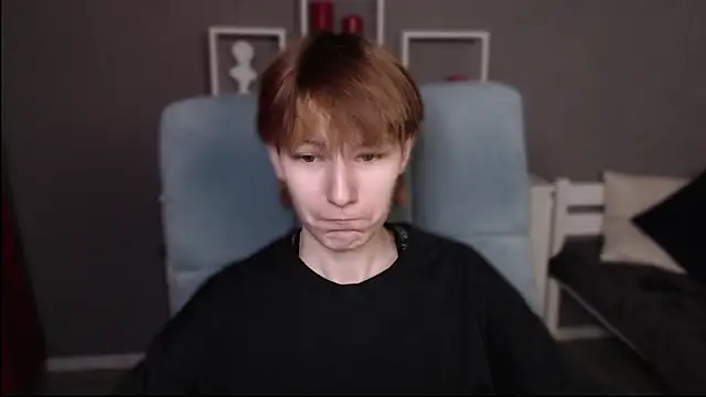 guitarandangell online show from March 6, 2026, 11:49 am