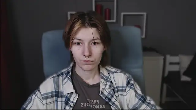 Snapshot of guitarandangell chatting on February 4, 2026, 2:23 pm guitarandangell online show from February 4, 2026, 2:23 pm