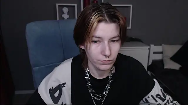 Snapshot of guitarandangell chatting on February 10, 2026, 8:24 am guitarandangell online show from February 10, 2026, 8:24 am