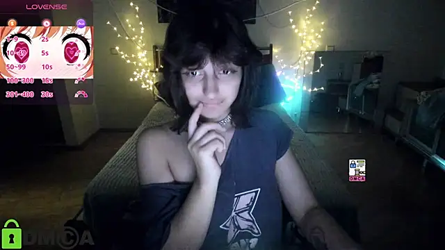 Snapshot of A_Skyy chatting on May 26, 2026, 8:51 pm A Skyy online show from May 26, 2026, 8:51 pm