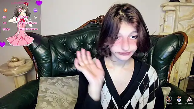 A Skyy online show from November 13, 2025, 8:24 pm