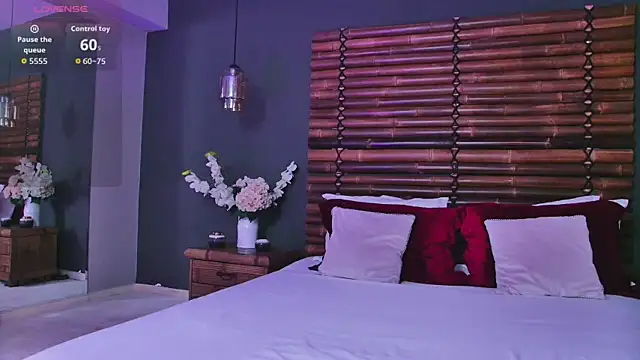 LolaVixxxen online show from January 11, 2026, 7:43 pm