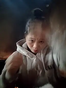 Snapshot of linh-miu99 chatting on February 5, 2026, 1:56 am linh-miu99 online show from February 5, 2026, 1:56 am