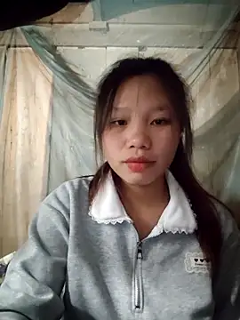 Snapshot of linh-miu99 chatting on February 24, 2026, 1:12 pm linh-miu99 online show from February 24, 2026, 1:12 pm