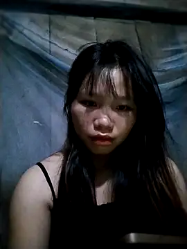 Snapshot of linh-miu99 chatting on October 18, 2025, 12:51 pm linh-miu99 online show from October 18, 2025, 12:51 pm