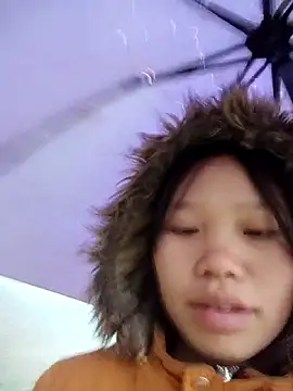 Snapshot of linh-miu99 chatting on February 2, 2026, 10:03 am linh-miu99 online show from February 2, 2026, 10:03 am