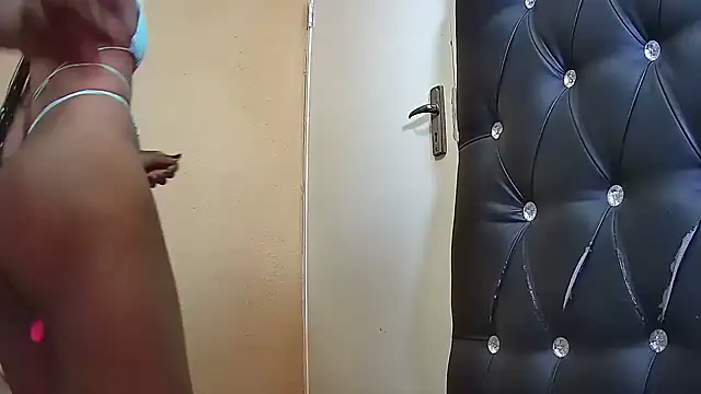 Snapshot of EbonyPexie chatting on December 4, 2025, 11:53 am EbonyPexie online show from December 4, 2025, 11:53 am