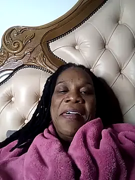 Hotcougar online show from October 29, 2025, 8:19 pm