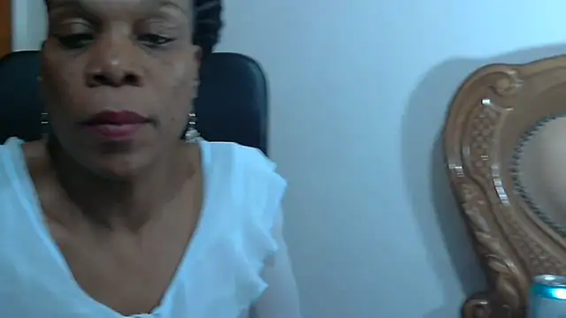 Hotcougar online show from April 11, 2026, 7:50 pm