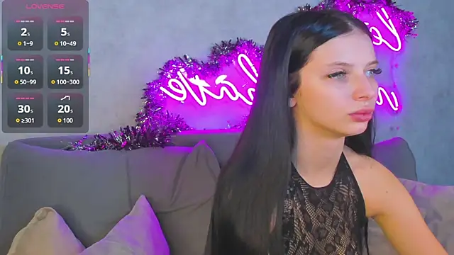 Eva Mayers online show from January 7, 2026, 12:59 am