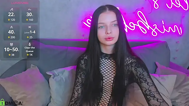 Eva Mayers online show from February 1, 2026, 11:47 pm